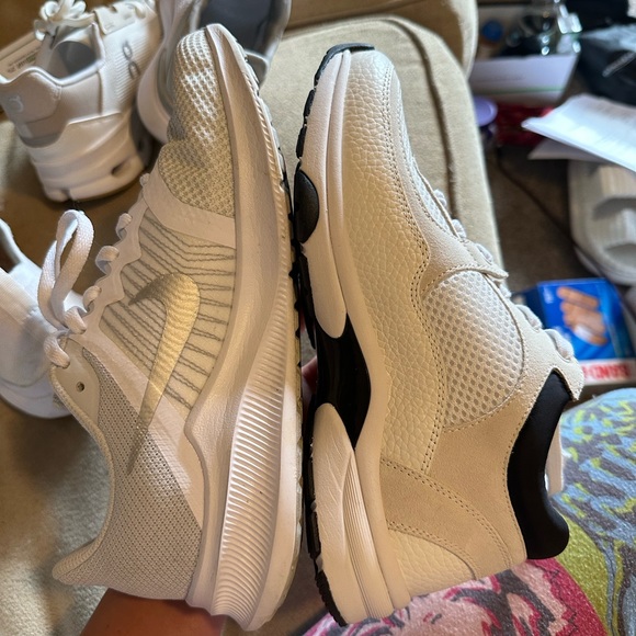 Chanel Low Top Trainer Suede Size 7 - Picture 9 of 11